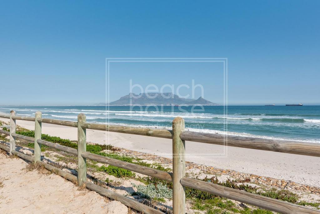 Luxury 3 Bedroom, 3 Bathroom Floor Beachfront, Big Bay, 67 Bona View Appartement Le Cap