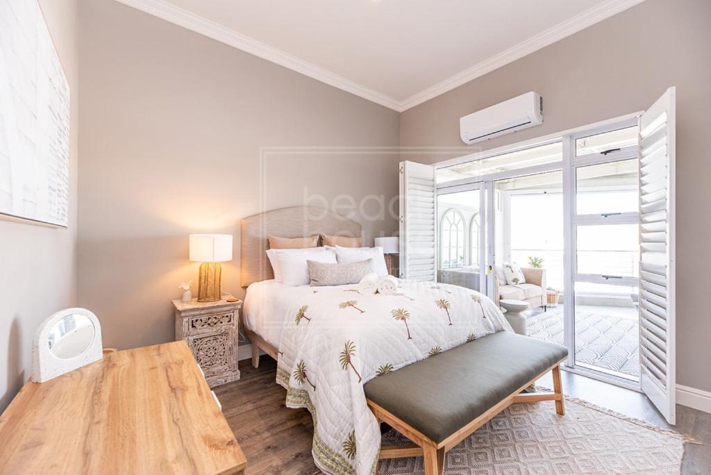 Luxury 3 Bedroom, 3 Bathroom Floor Beachfront, Big Bay, 67 Bona View Appartement Le Cap
